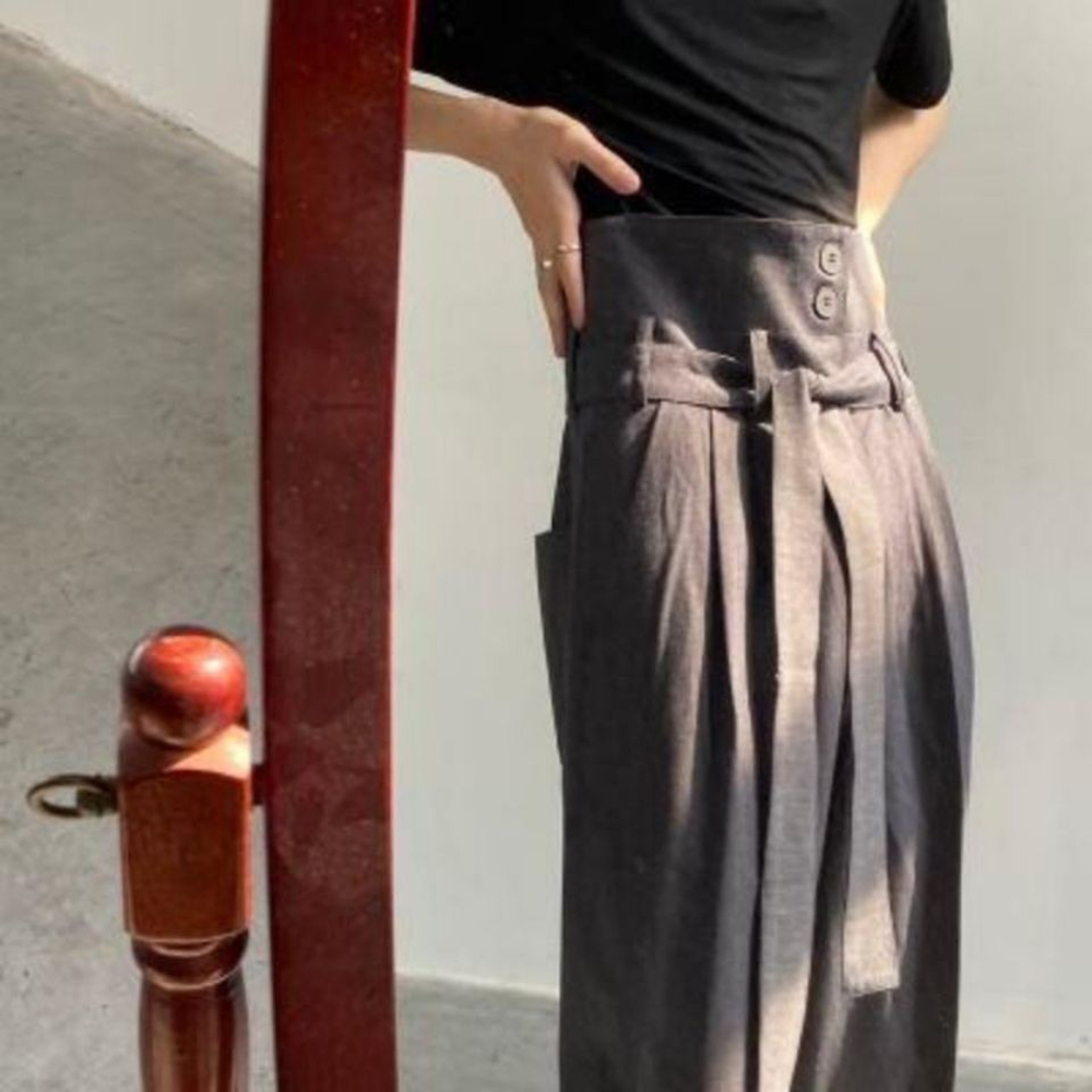 Pantalones Y2K con Ribete de C - Mens Fashion Trends 2026 reseña y precio