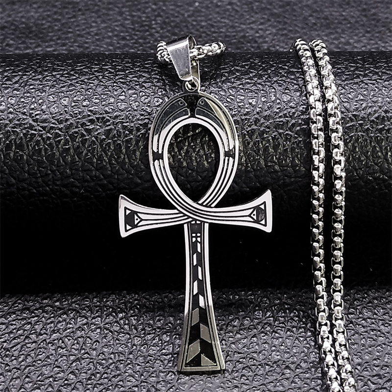 Collar con colgante de llave d - Men Fashion Egypt reseña y precio